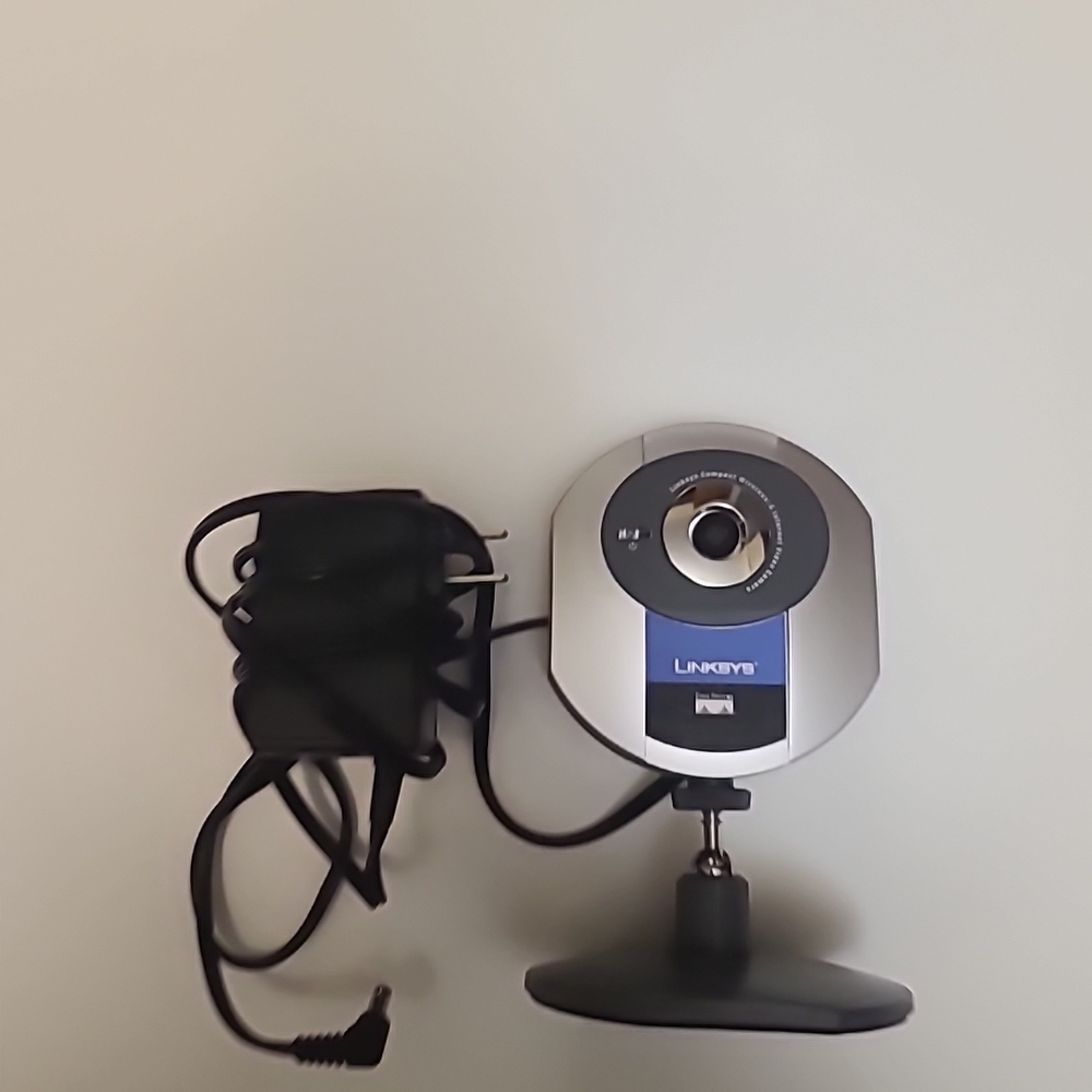 LINKSYS CISCO WIRELESS G INTERNET HOME MONITORING CAMERA WVC54GC -NO POWER CORD